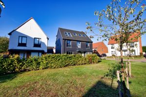 Photo 2- click for photo gallery